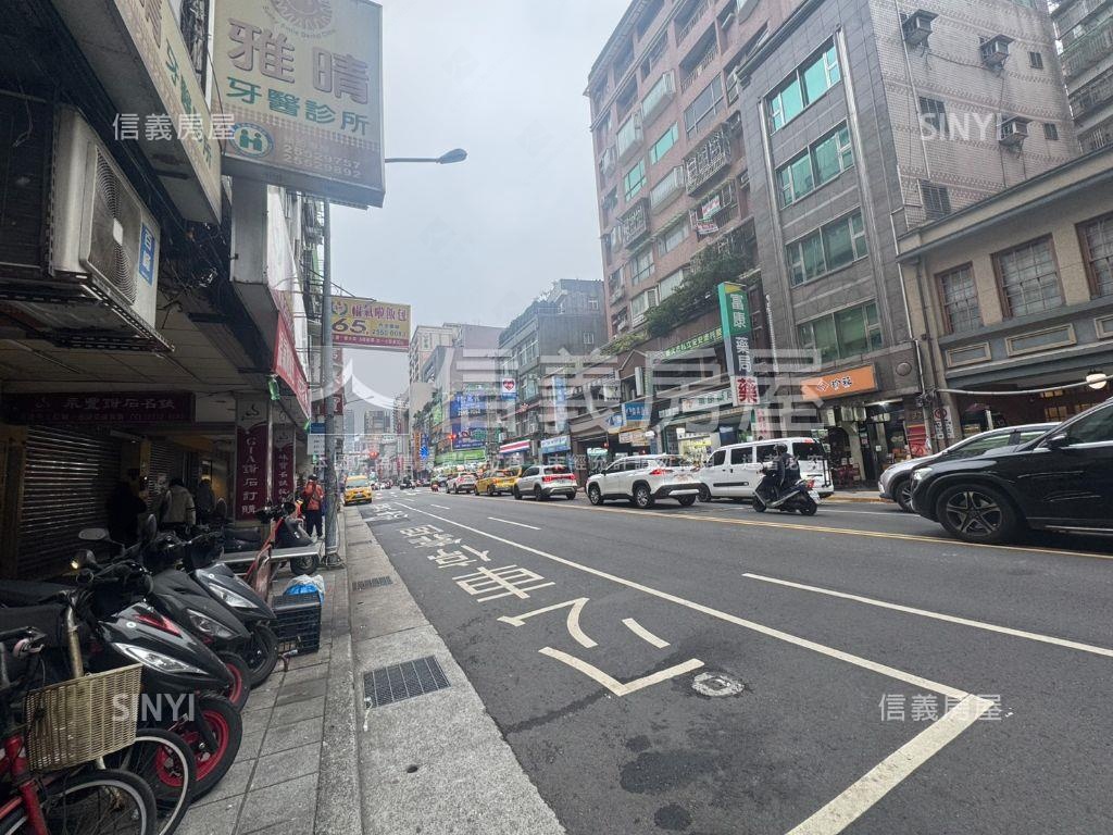 近永樂商圈正馬路金店房屋室內格局與周邊環境
