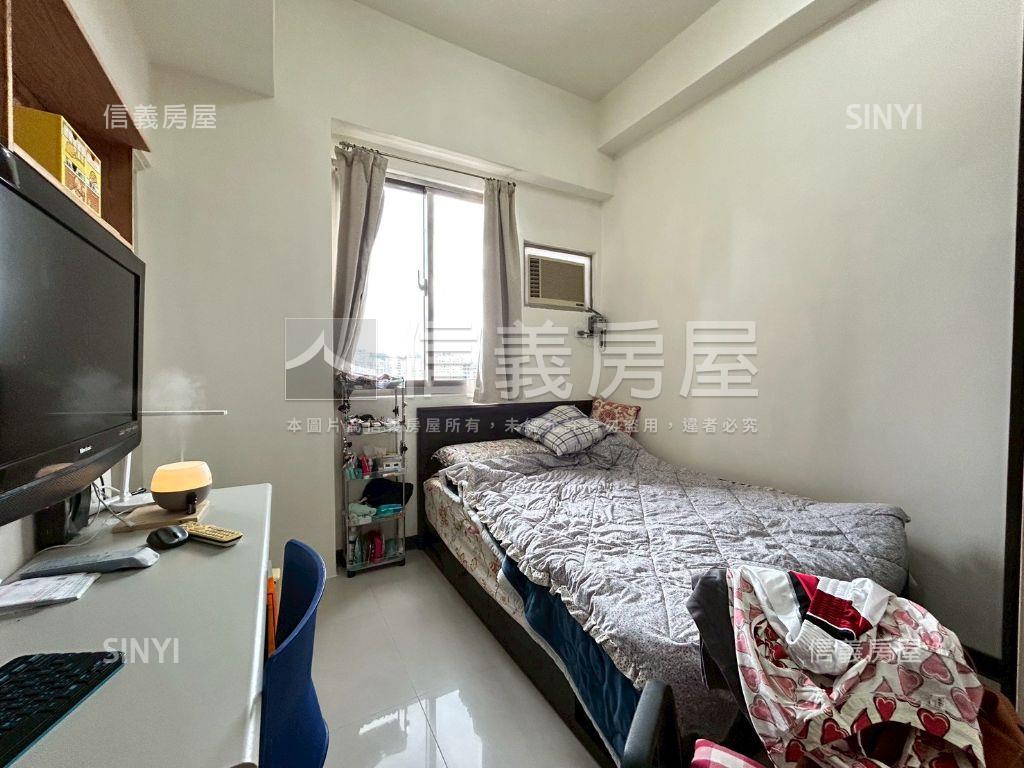 松山站高樓景觀車位房屋室內格局與周邊環境