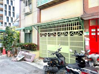 清江路面寬一樓