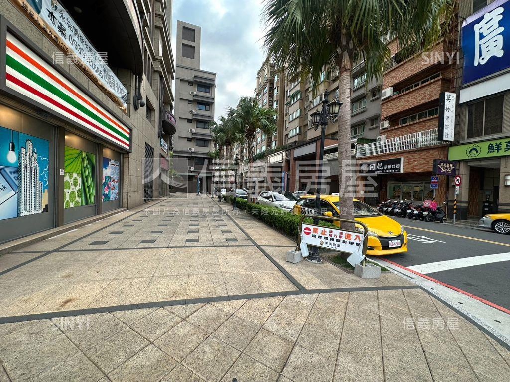 正三民路店霸房屋室內格局與周邊環境