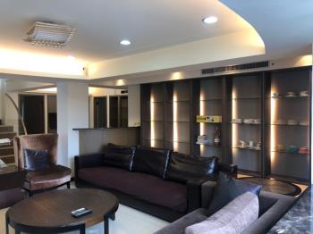 天母電梯坡道平面車位