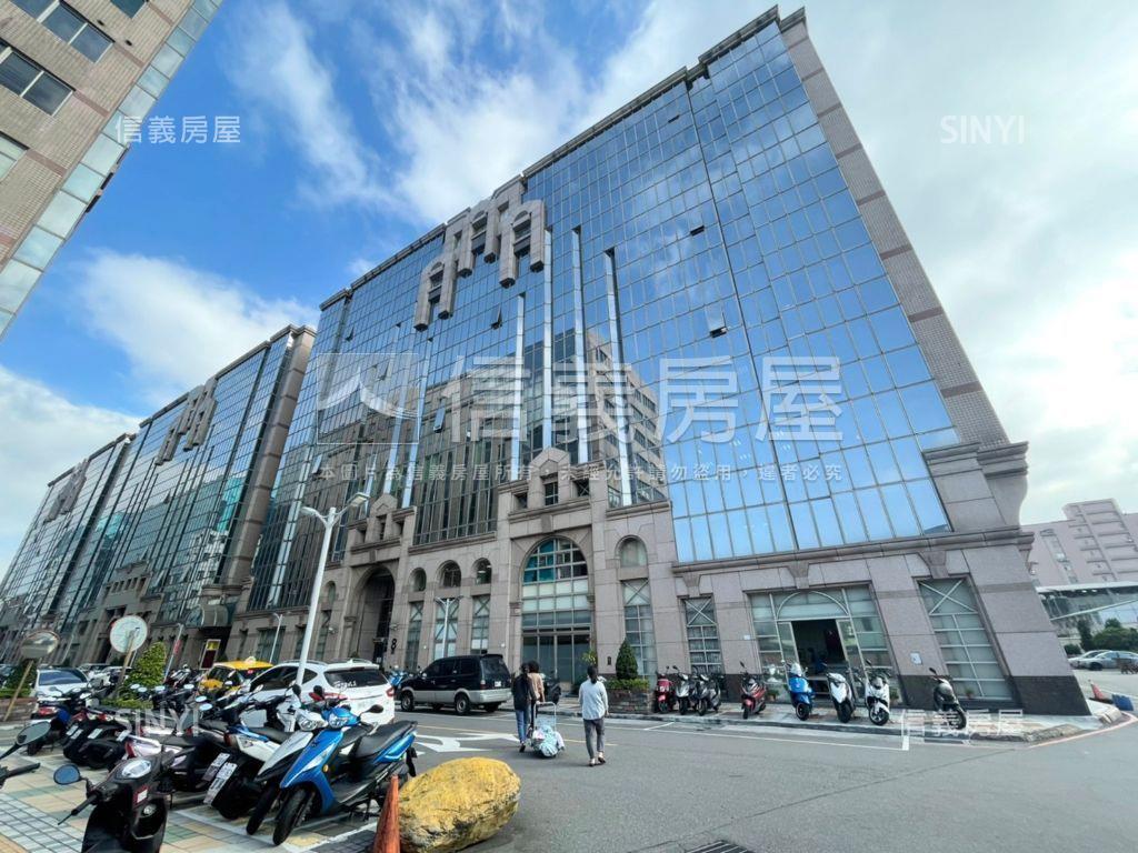 湯城寬敞辦公附車位房屋室內格局與周邊環境