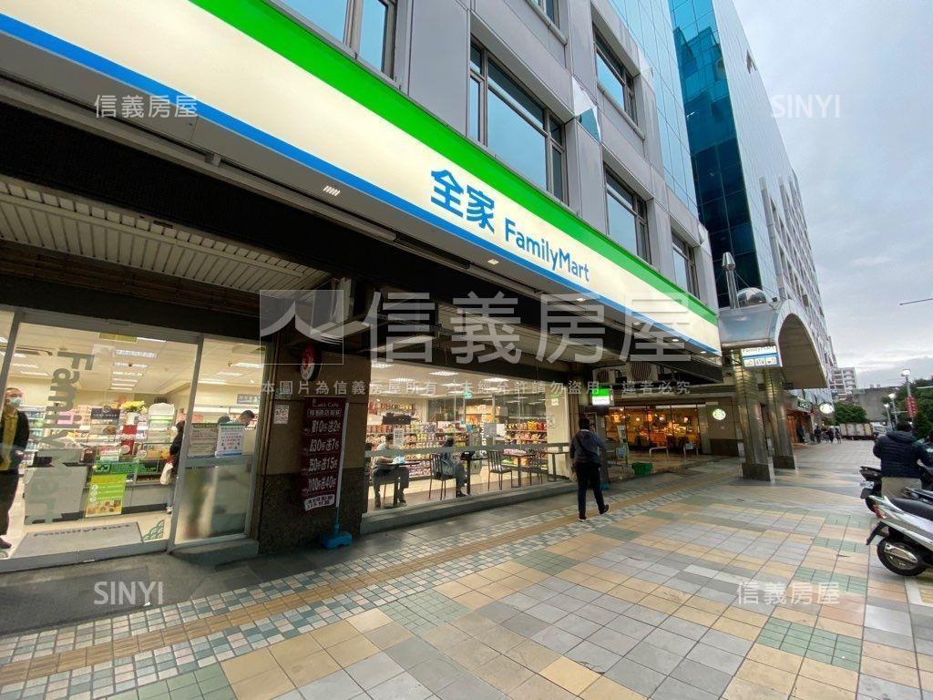 湯城寬敞辦公附車位房屋室內格局與周邊環境