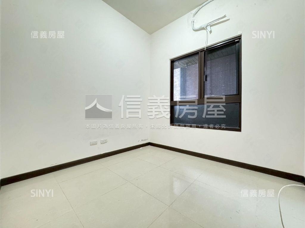 名城稀有釋出３房房屋室內格局與周邊環境