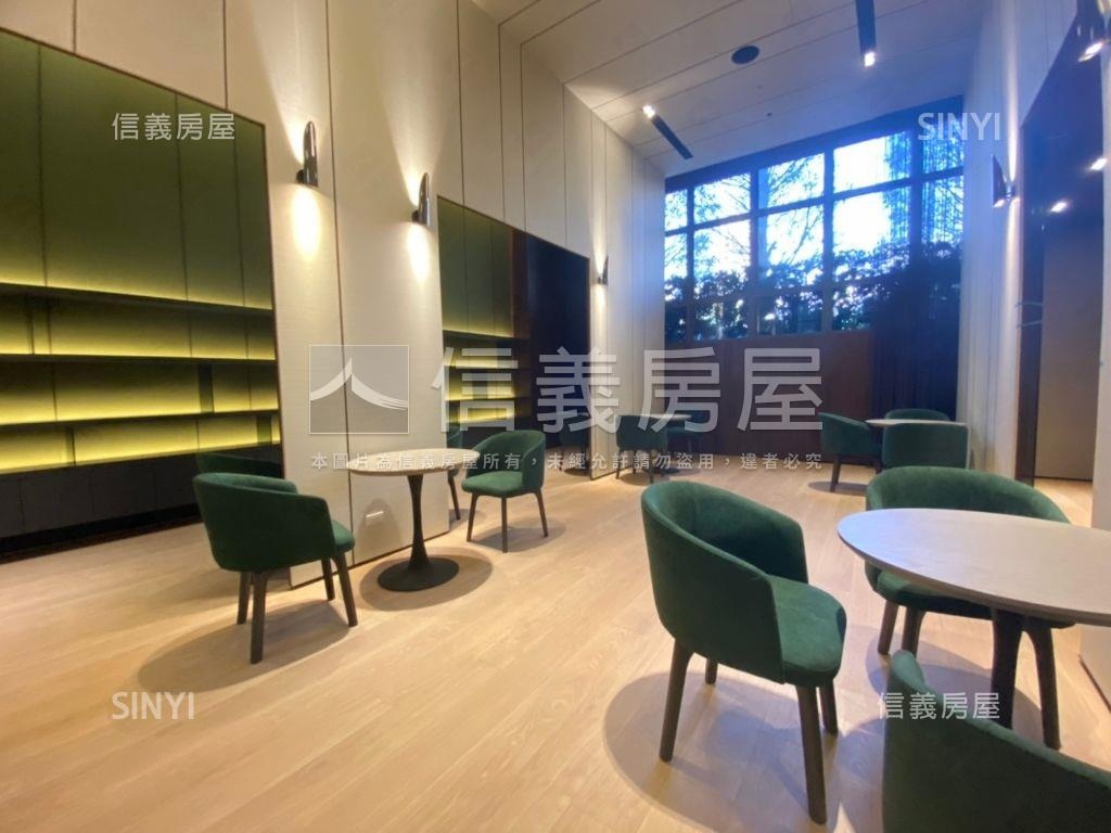 快來看！約８．５米寬店面房屋室內格局與周邊環境