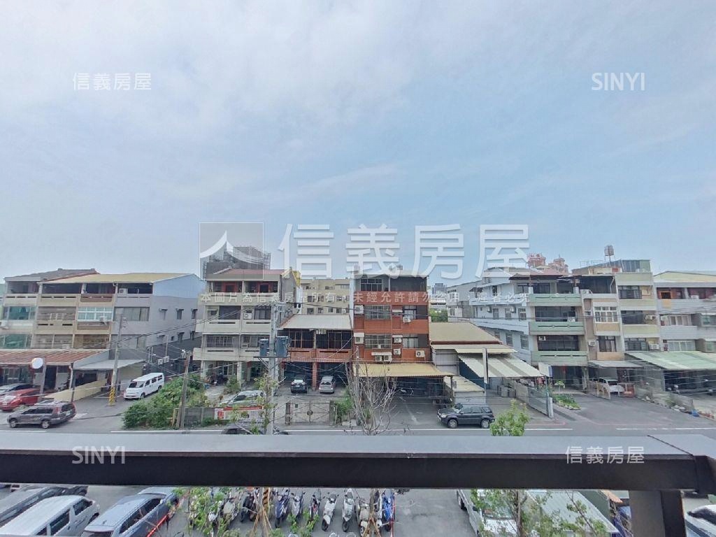 鄉林圓頂美三房附平車房屋室內格局與周邊環境