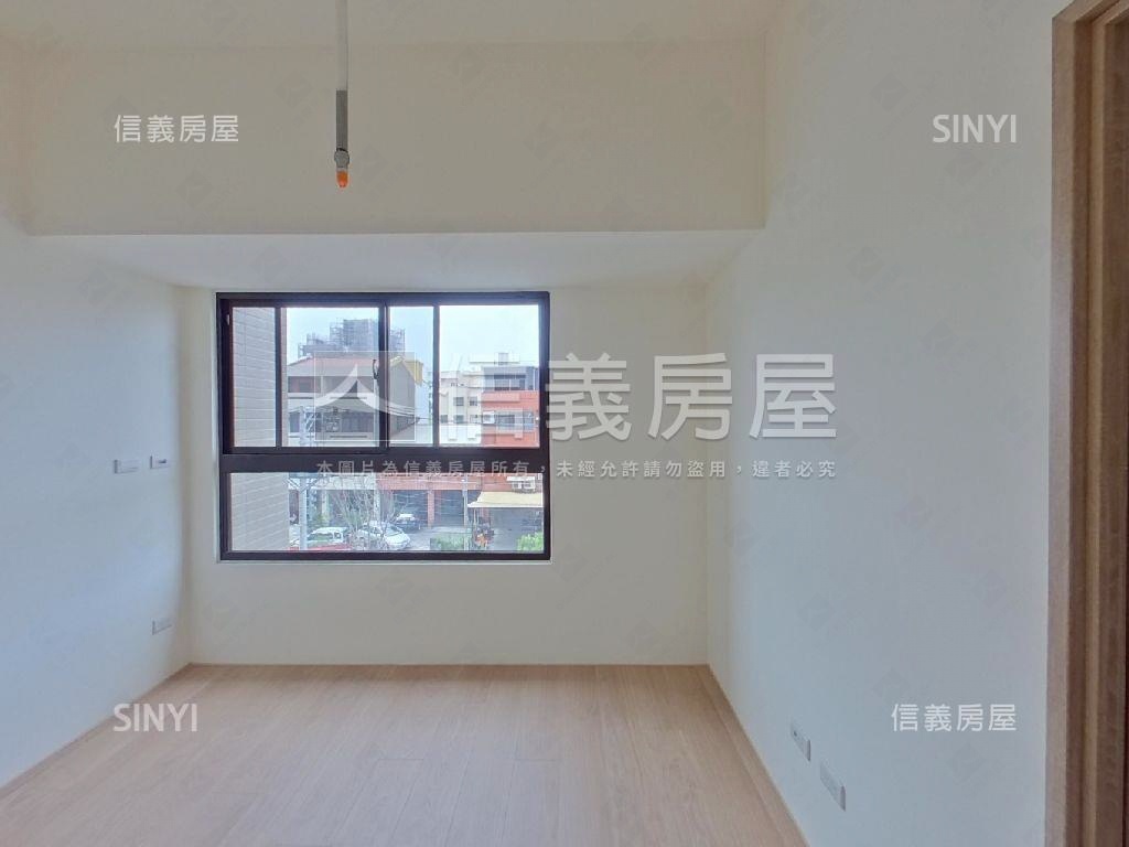 鄉林圓頂美三房附平車房屋室內格局與周邊環境