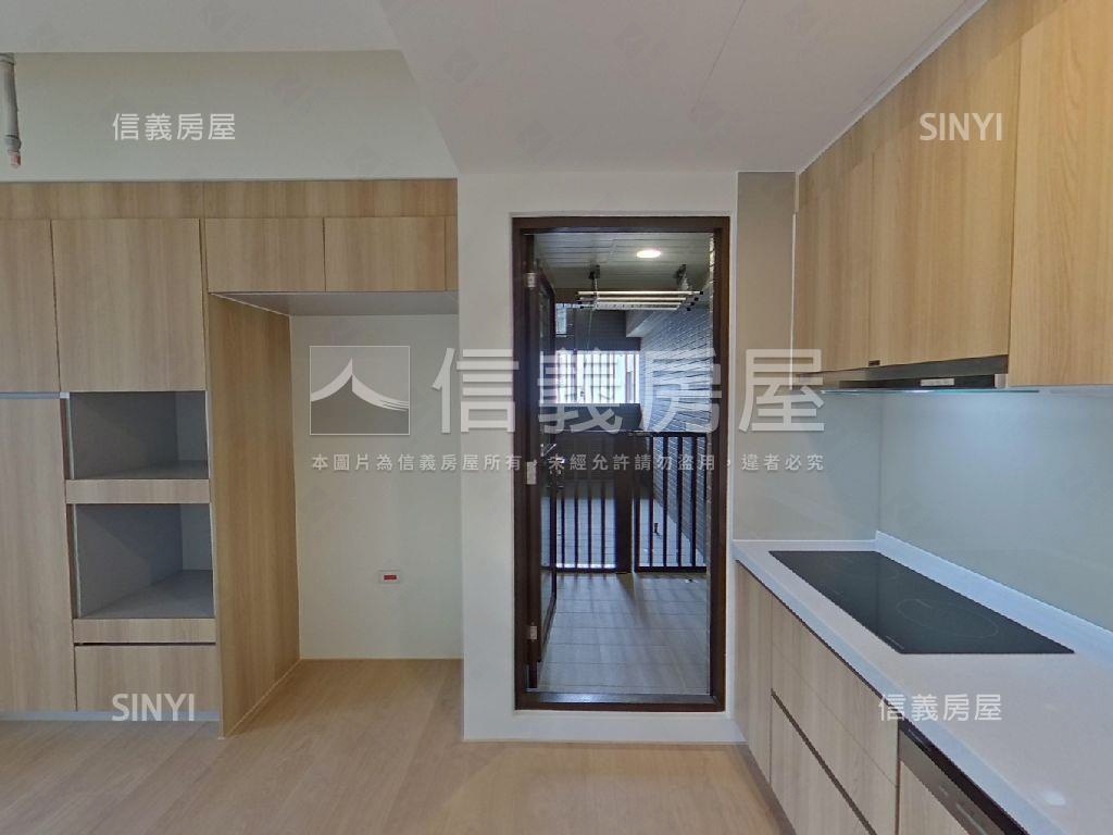 鄉林圓頂美三房附平車房屋室內格局與周邊環境