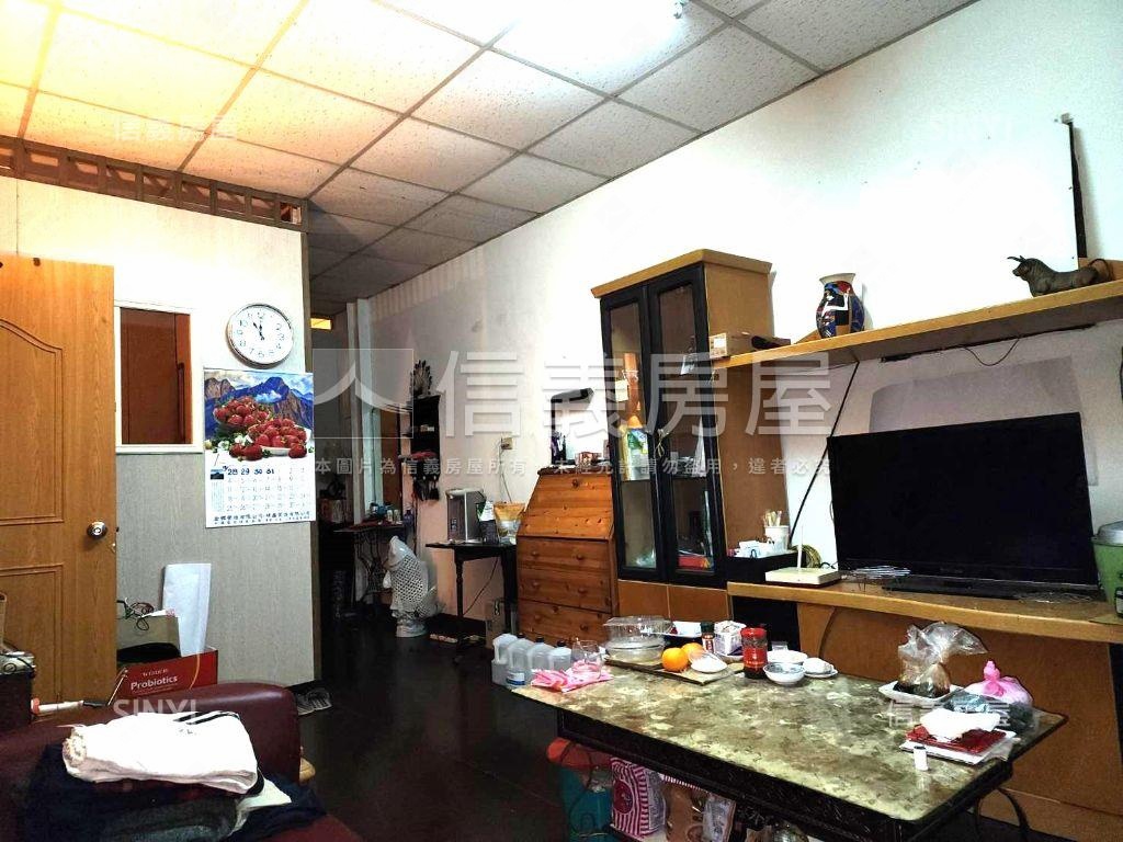 忠孝國中旁陽光透天房屋室內格局與周邊環境