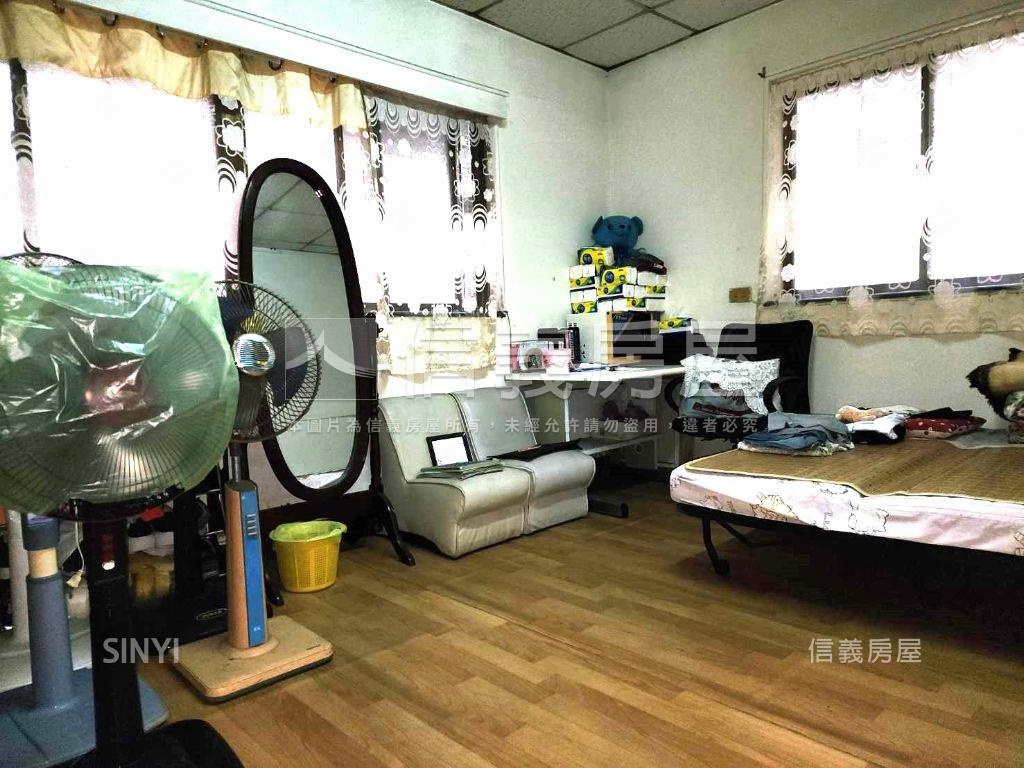 忠孝國中旁陽光透天房屋室內格局與周邊環境