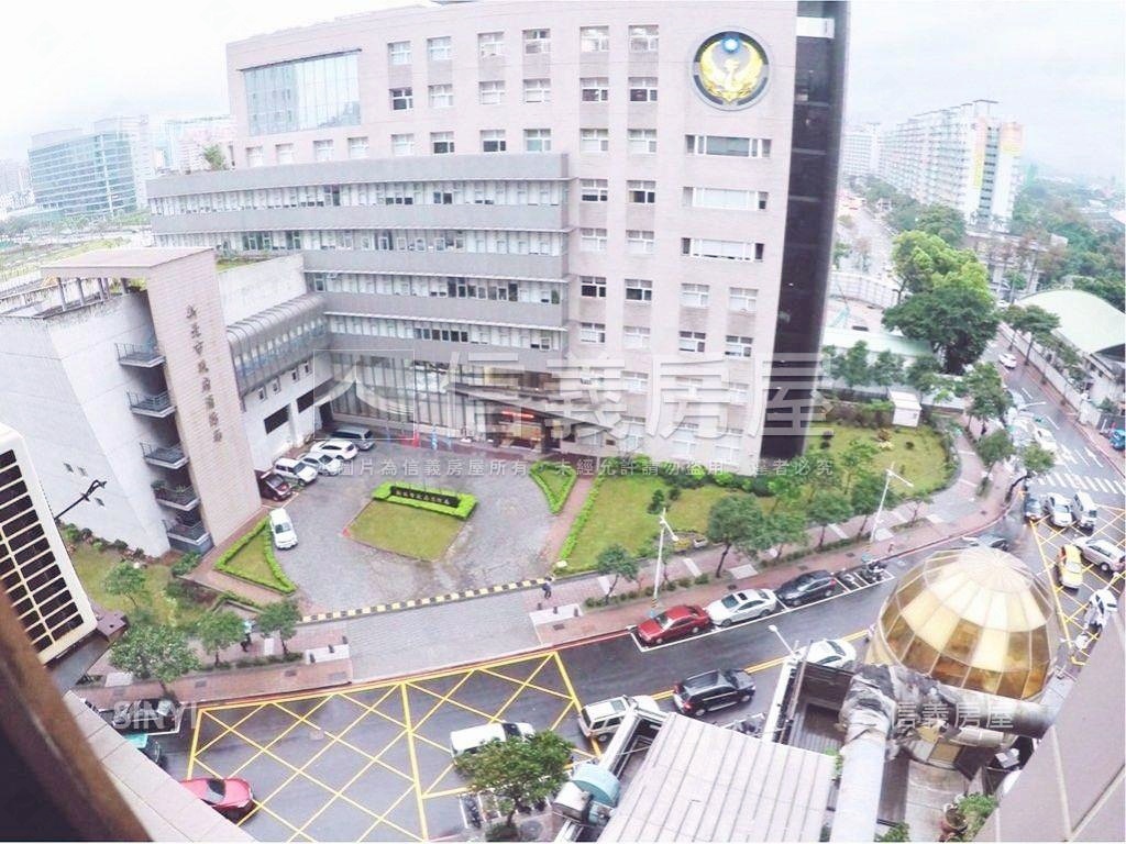 忠孝國中旁陽光透天房屋室內格局與周邊環境