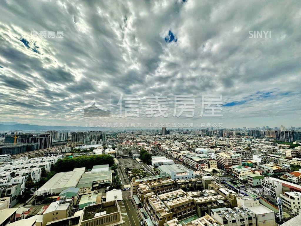 鉅虹曙光之旅２四房雙平車房屋室內格局與周邊環境