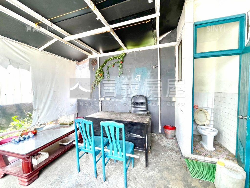 東區吃市透天旺店面房屋室內格局與周邊環境
