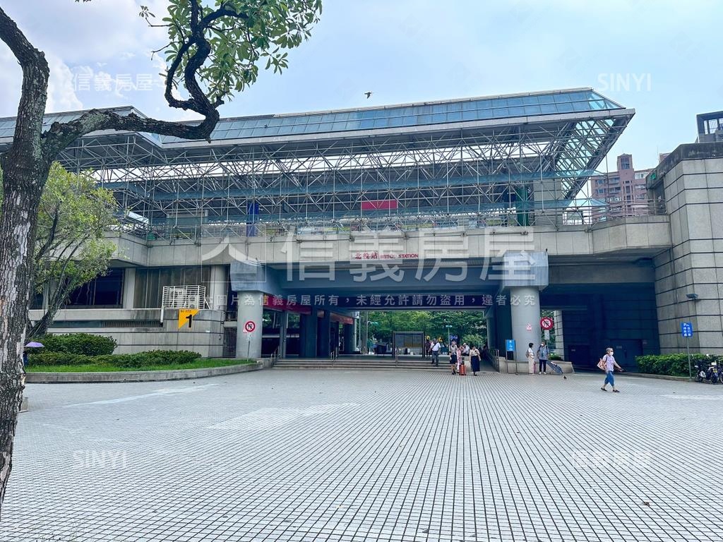 沐晴高樓露臺大兩房平車房屋室內格局與周邊環境