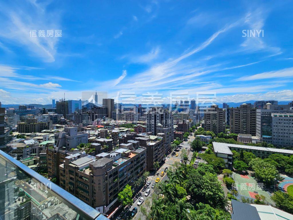 南京御邸高樓露臺豪邸Ａ房屋室內格局與周邊環境