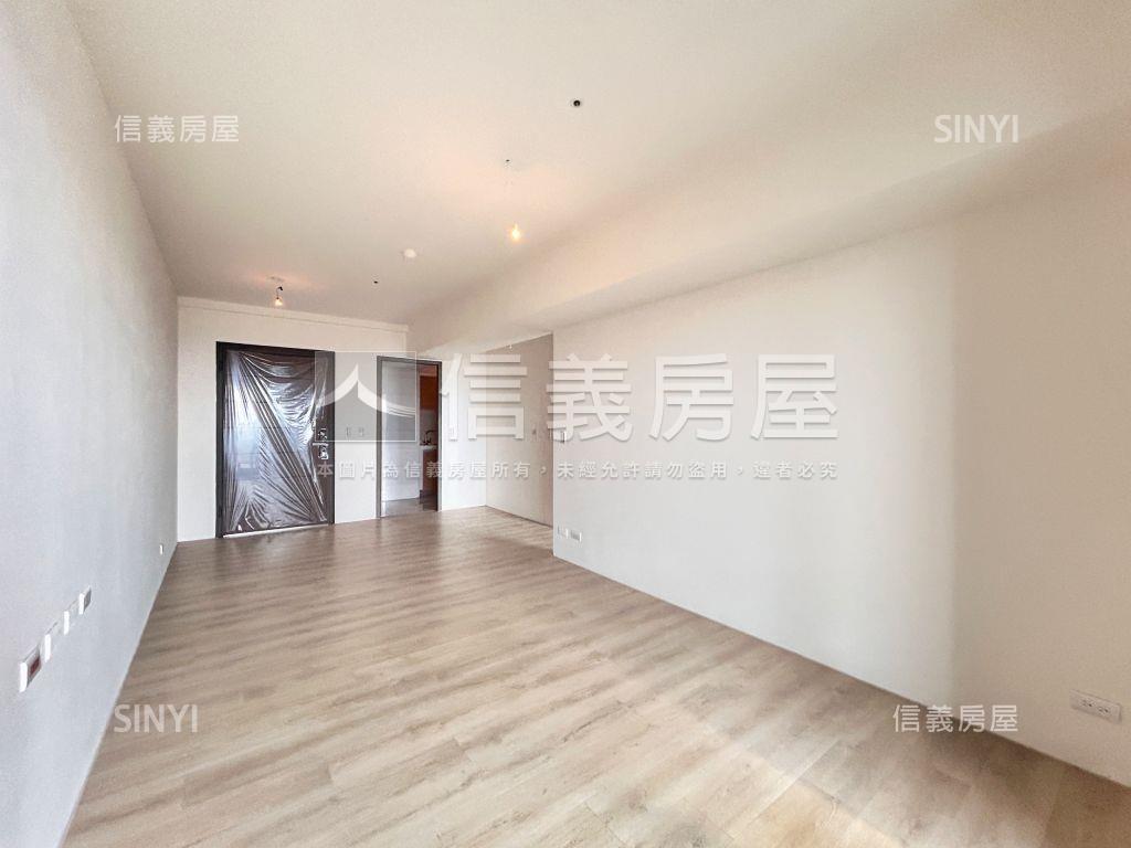 富宇上城高樓景觀３房房屋室內格局與周邊環境