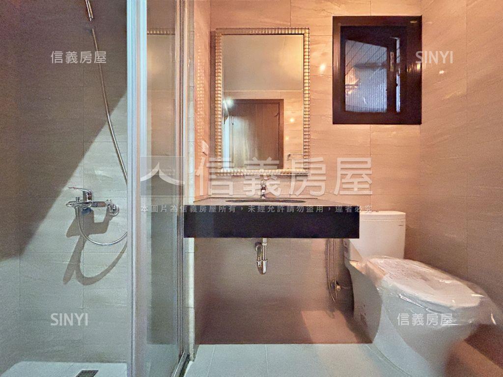 富宇上城高樓景觀３房房屋室內格局與周邊環境