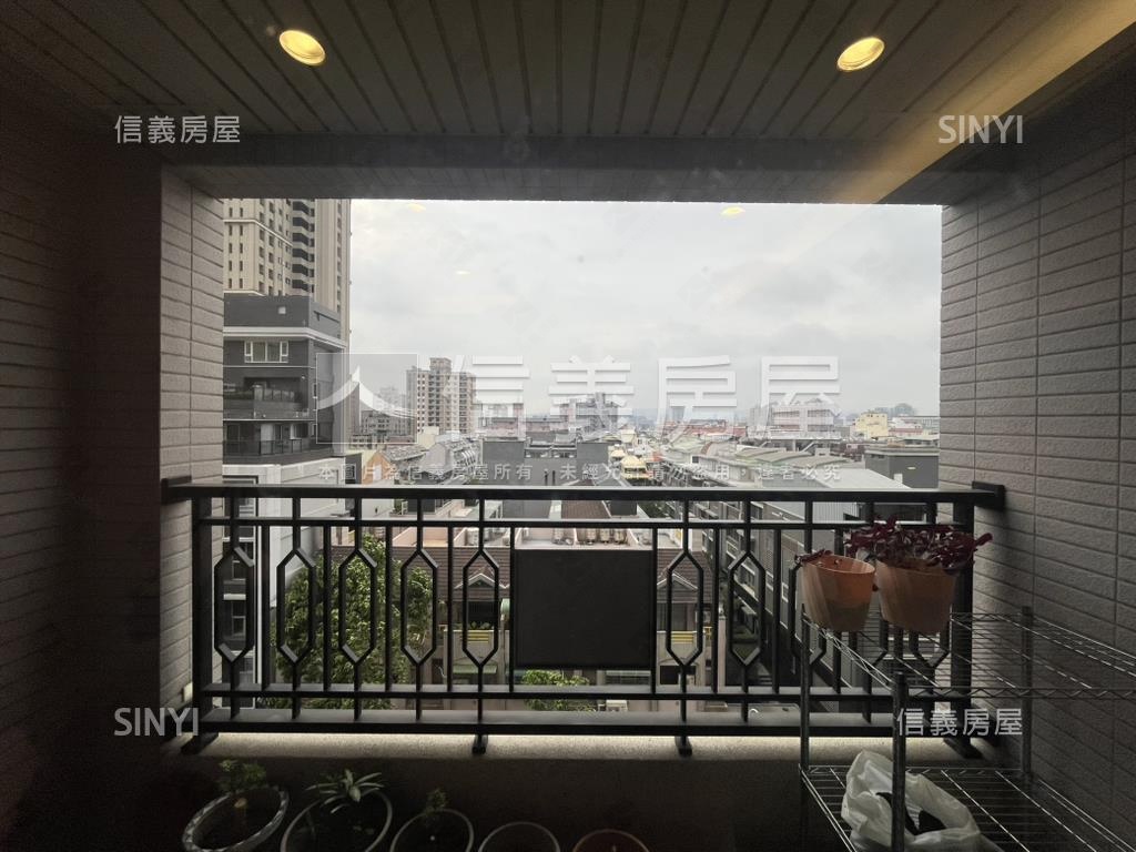 湖心泊三房平車有視野房屋室內格局與周邊環境