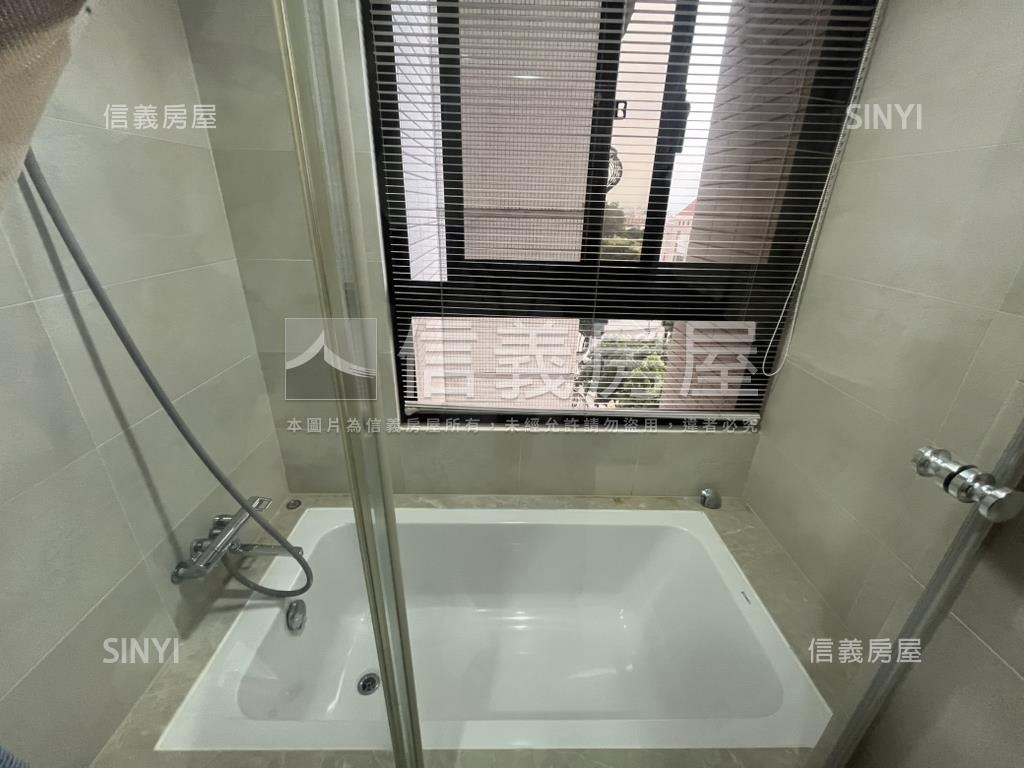 湖心泊三房平車有視野房屋室內格局與周邊環境