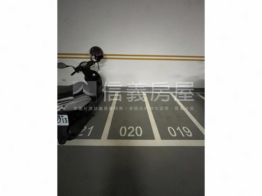 湖心泊三房平車有視野房屋室內格局與周邊環境