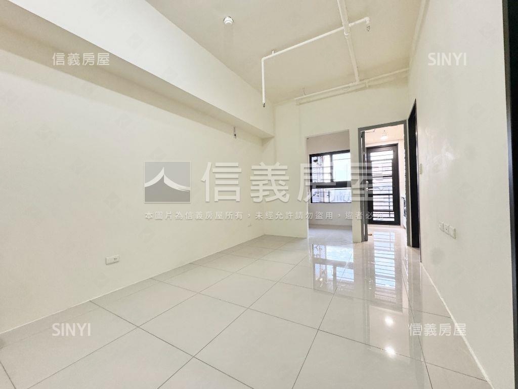 漢皇面泳池景觀三房＋車位房屋室內格局與周邊環境