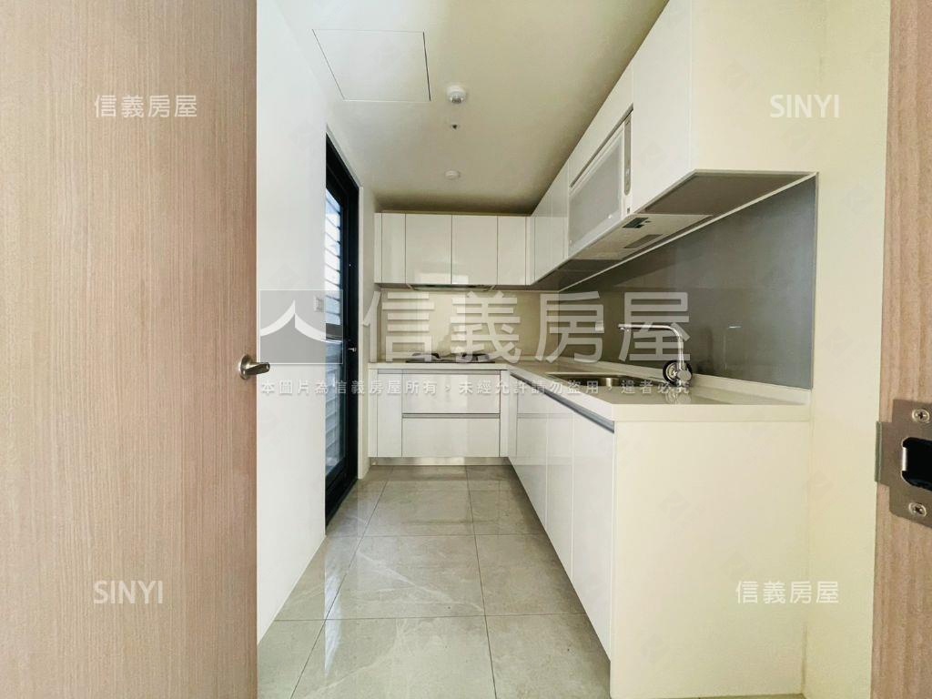 次頂樓好讚東都綠學雙平車房屋室內格局與周邊環境