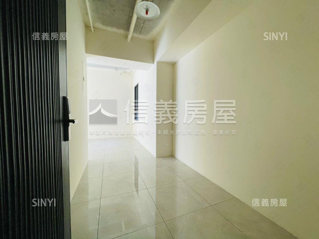 次頂樓好讚東都綠學雙平車房屋室內格局與周邊環境