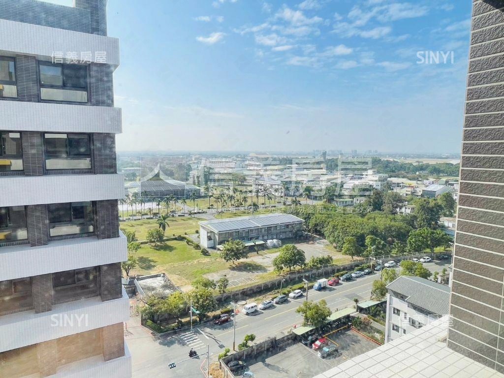 次頂樓好讚東都綠學雙平車房屋室內格局與周邊環境