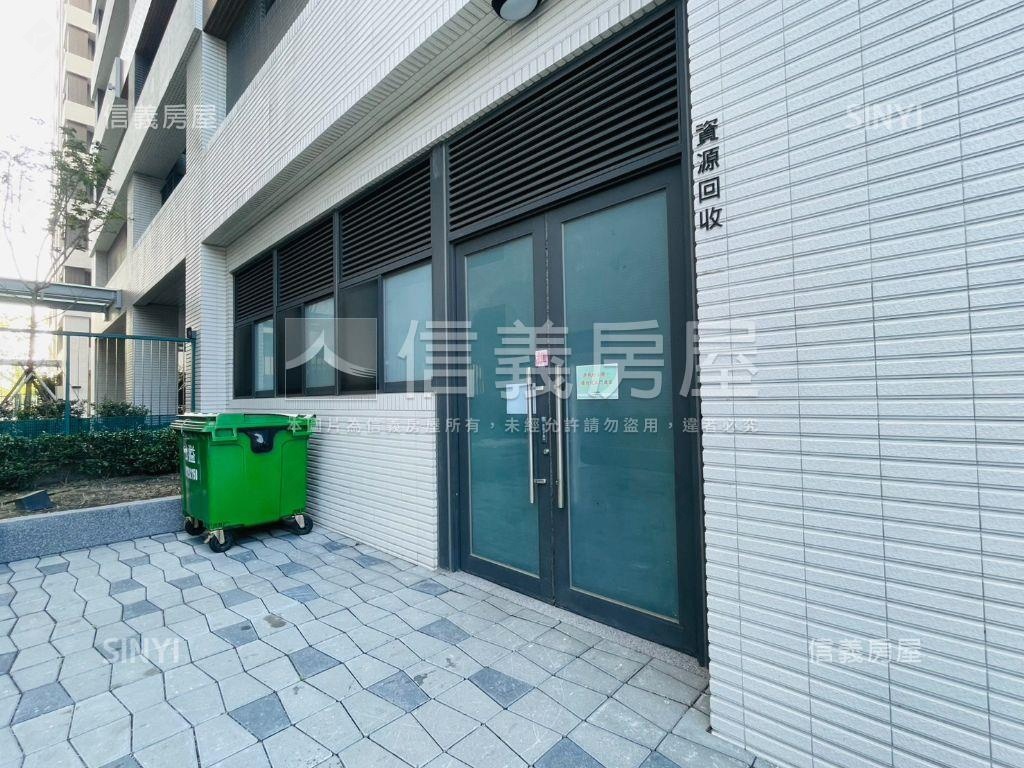 次頂樓好讚東都綠學雙平車房屋室內格局與周邊環境