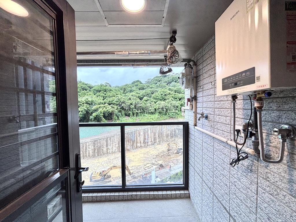 明日晴河景首購成家房屋室內格局與周邊環境