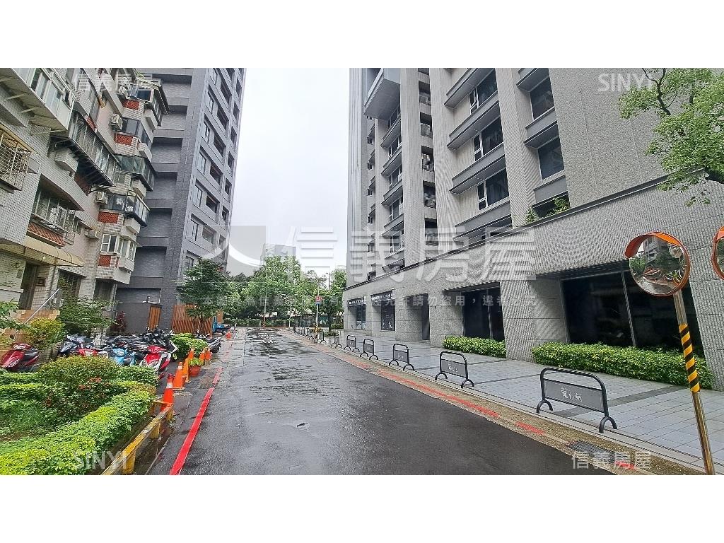 玫瑰詩篇～溫馨滿屋房屋室內格局與周邊環境