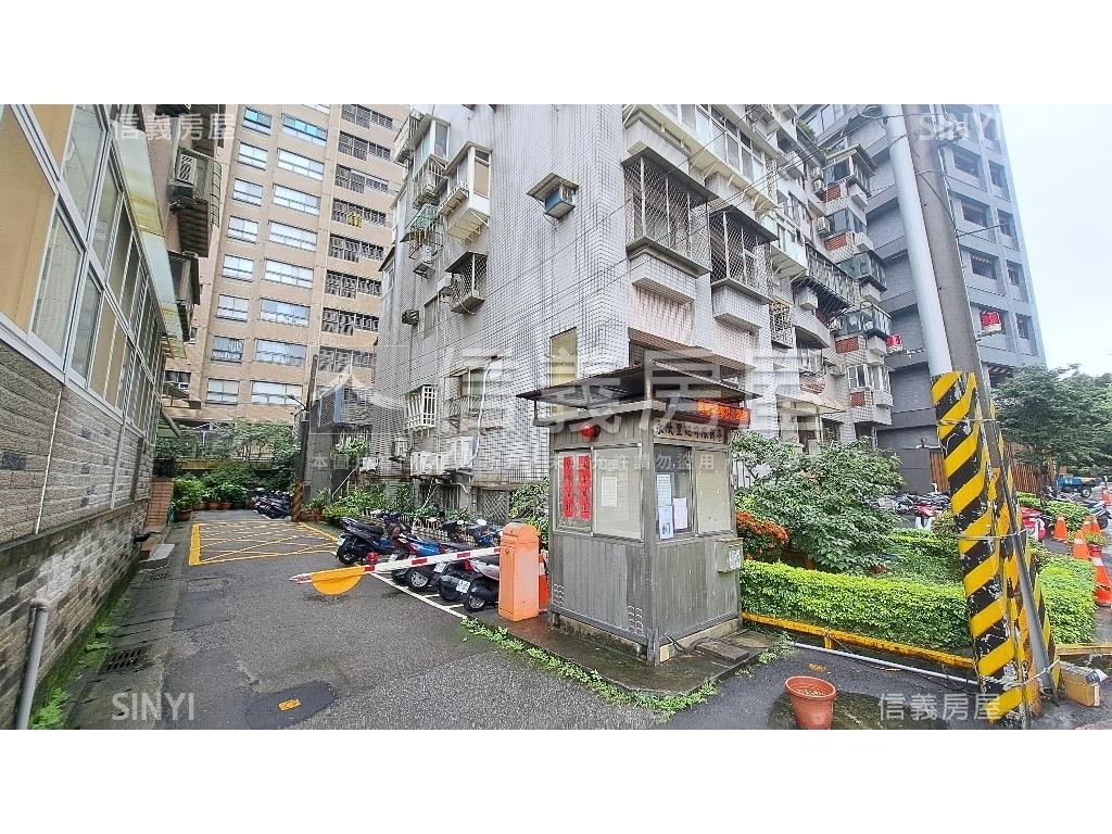 玫瑰詩篇～溫馨滿屋房屋室內格局與周邊環境