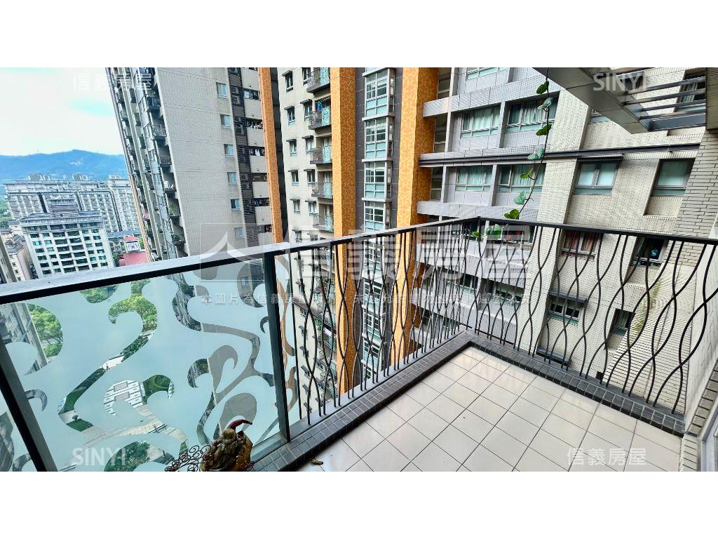 雲景漫居˙耶魯美四房車位房屋室內格局與周邊環境