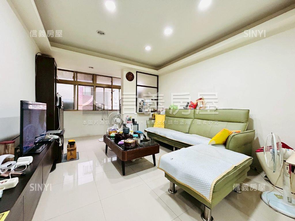 關渡水鳥朝南漂亮美三房房屋室內格局與周邊環境