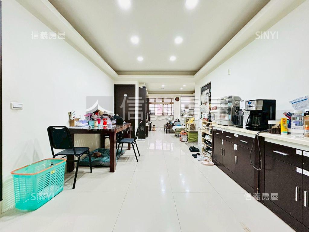 關渡水鳥朝南漂亮美三房房屋室內格局與周邊環境