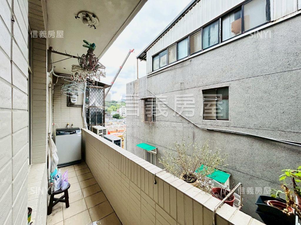 關渡水鳥朝南漂亮美三房房屋室內格局與周邊環境