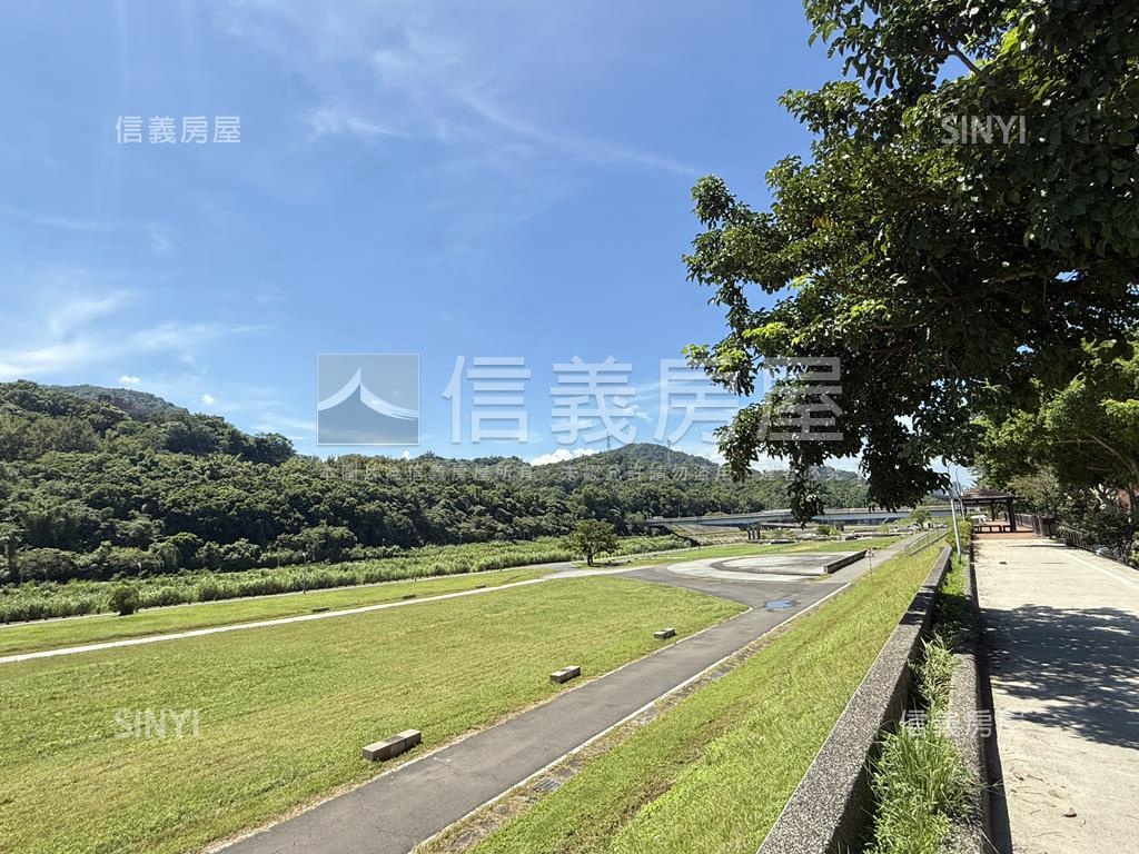 長堤雙囍挑高美屋房屋室內格局與周邊環境