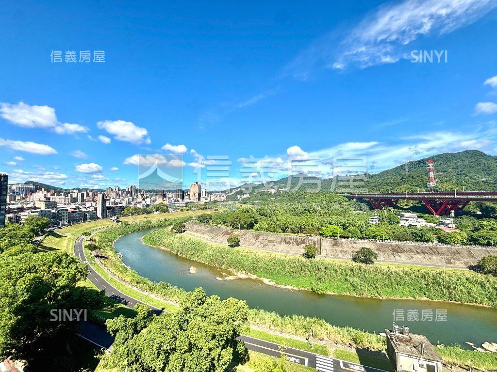 堤香水岸美四房車位房屋室內格局與周邊環境