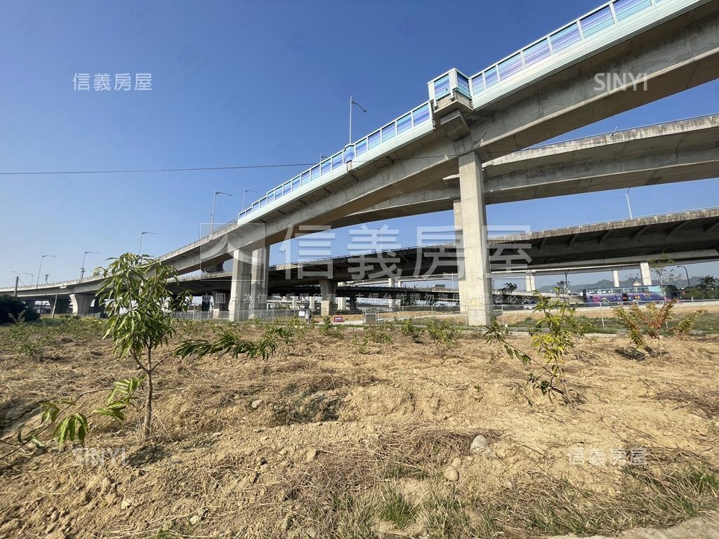 近華盛頓－潭子大地坪農地房屋室內格局與周邊環境