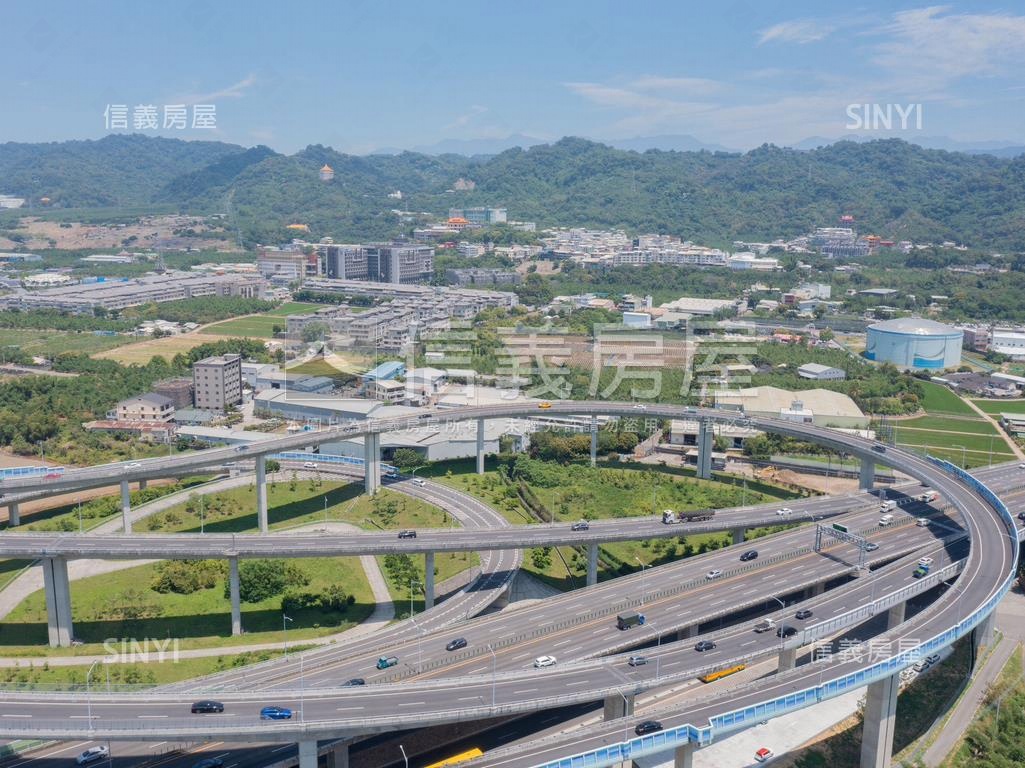 近華盛頓－潭子大地坪農地房屋室內格局與周邊環境