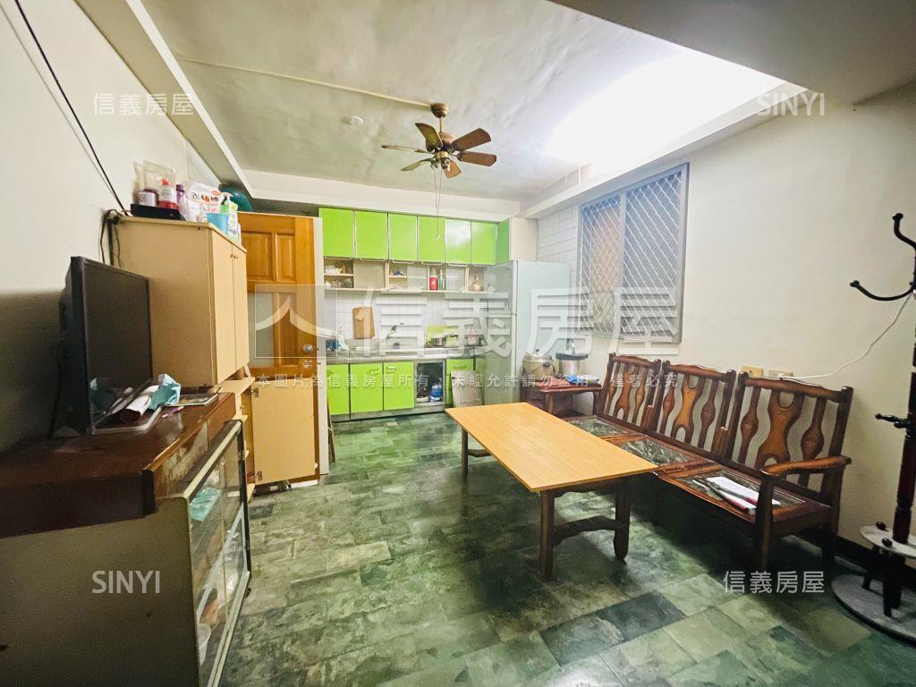 文山特區大四房三樓美寓房屋室內格局與周邊環境