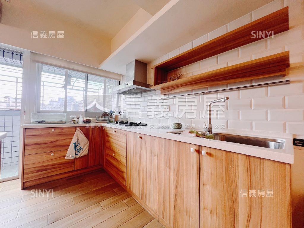 【凡爾賽】優質屋況面公園房屋室內格局與周邊環境