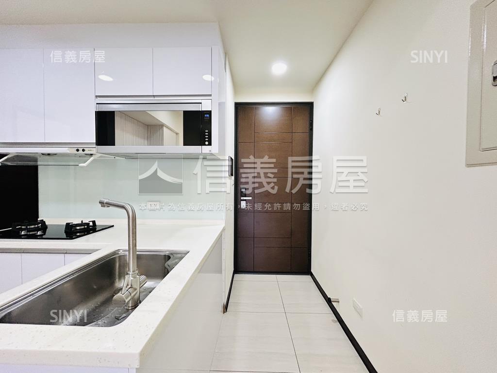 【雪梨公寓】。捷運宅房屋室內格局與周邊環境
