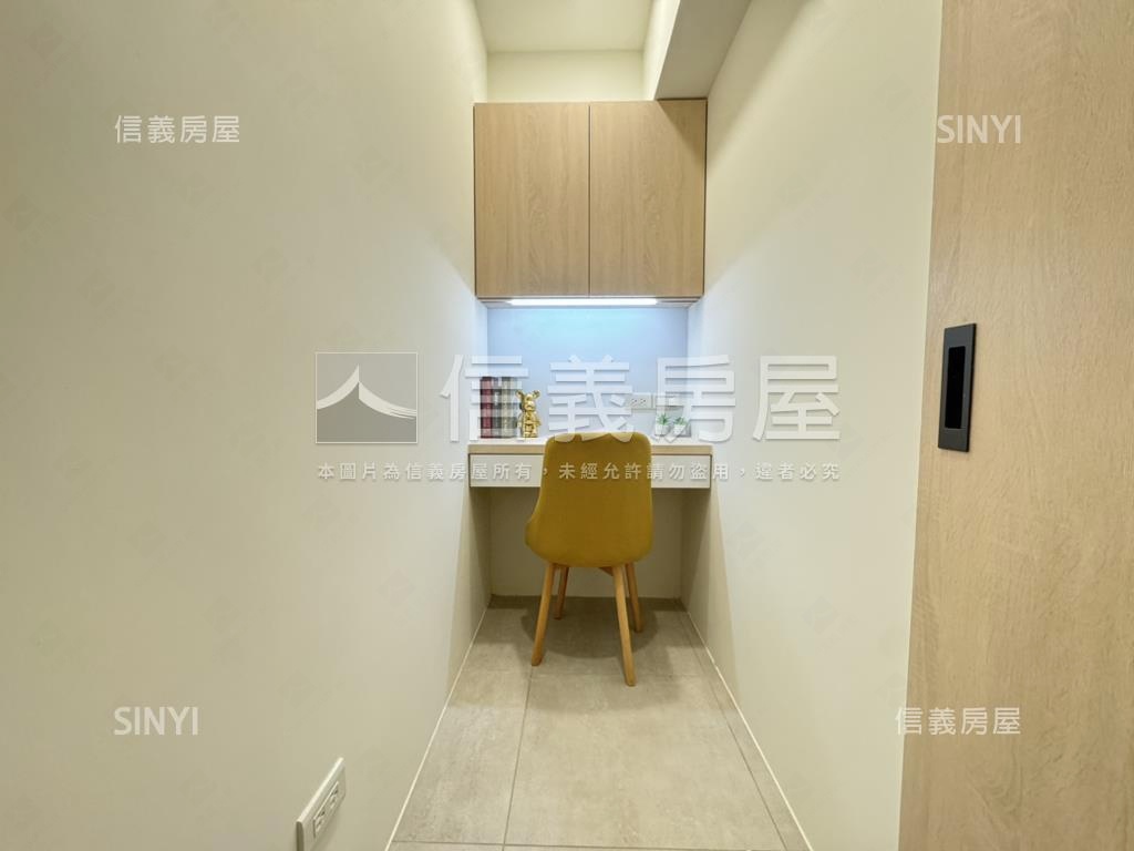 鹽埕愛河畔精裝美１＋１房房屋室內格局與周邊環境