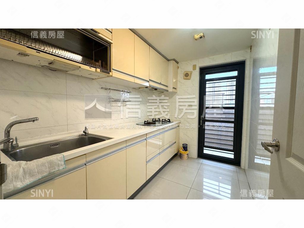 輕奢美屋經國艷房屋室內格局與周邊環境