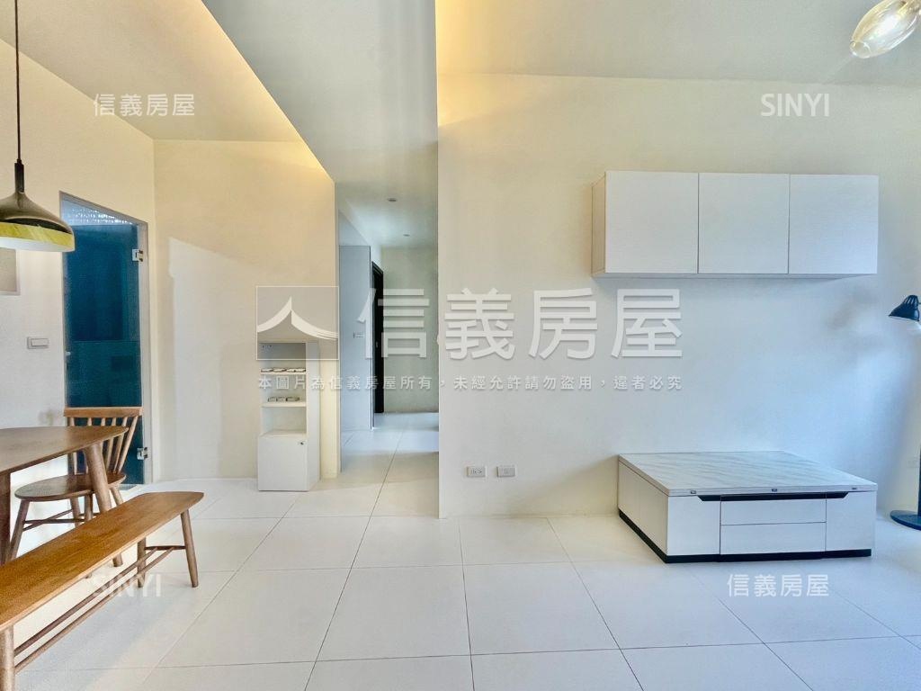 米蘭達面洽溪路３房車位房屋室內格局與周邊環境