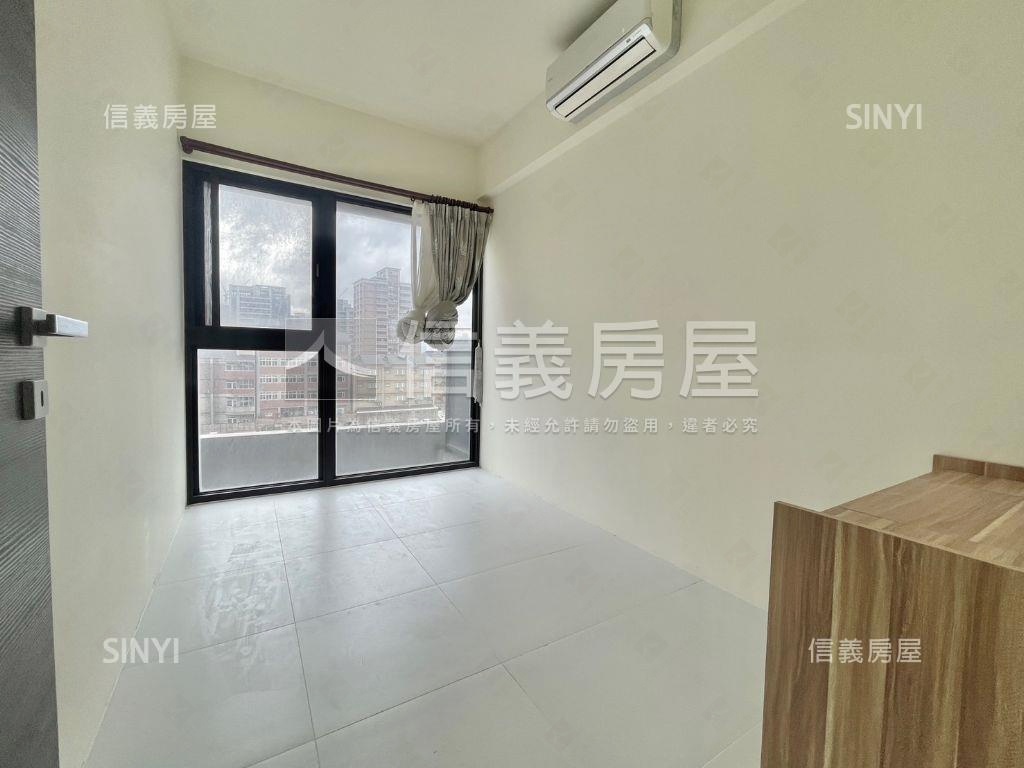 米蘭達面洽溪路３房車位房屋室內格局與周邊環境