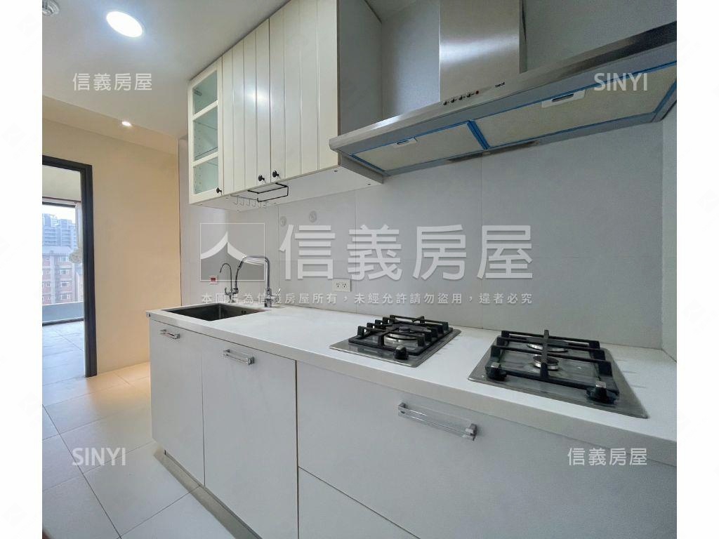 米蘭達面洽溪路３房車位房屋室內格局與周邊環境