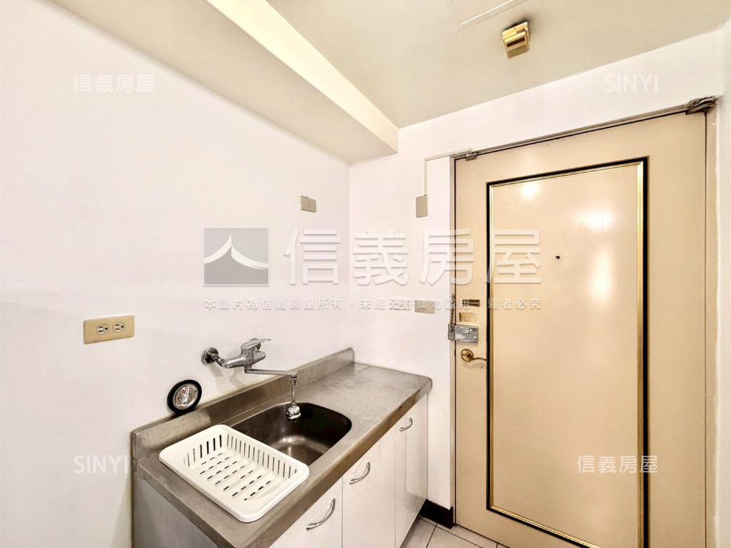 大俊國高樓層景觀套房房屋室內格局與周邊環境