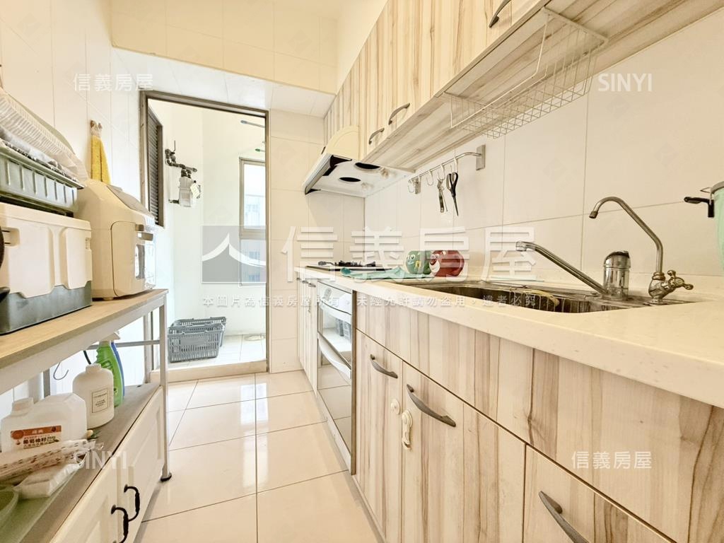 近奇美歐帝稀有三房平車房屋室內格局與周邊環境